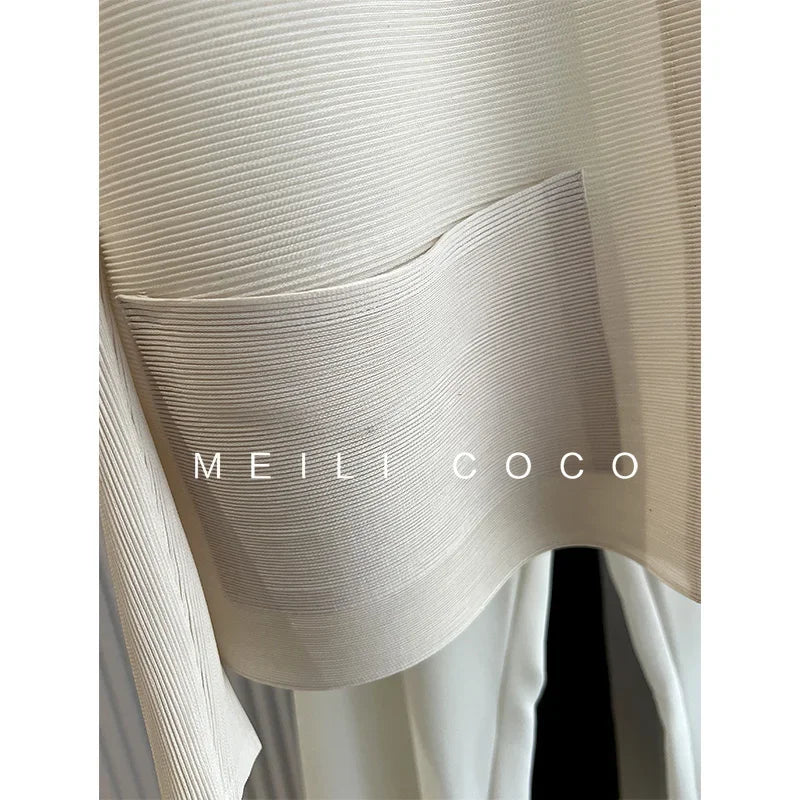 Chaqueta de Mujer Plisada de Manga Murciélago, Diseño de Varios Botones, Estilo Elegante y Casual