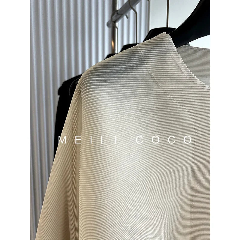 Chaqueta de Mujer Plisada de Manga Murciélago, Diseño de Varios Botones, Estilo Elegante y Casual