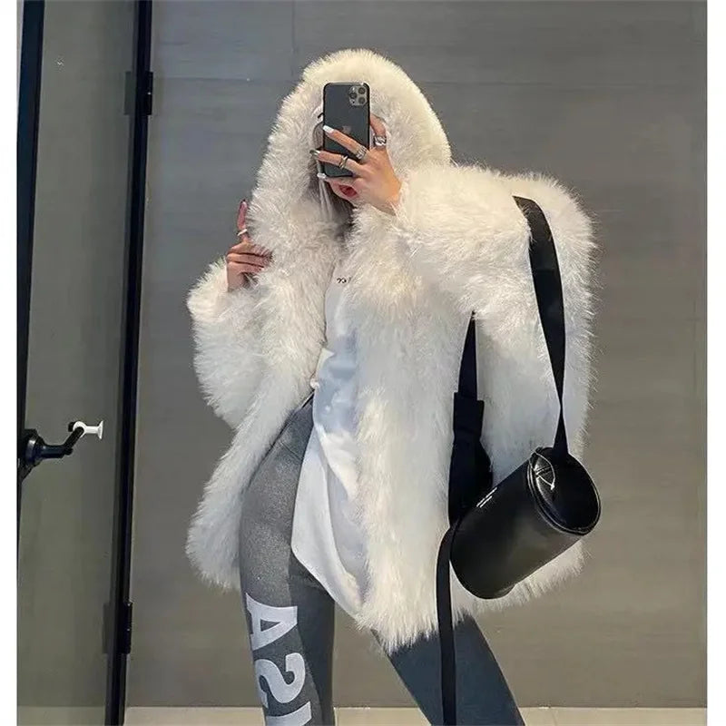 Abrigo de Mujer de Invierno de Piel Sintética de Felpa, Estilo Urbano y Casual